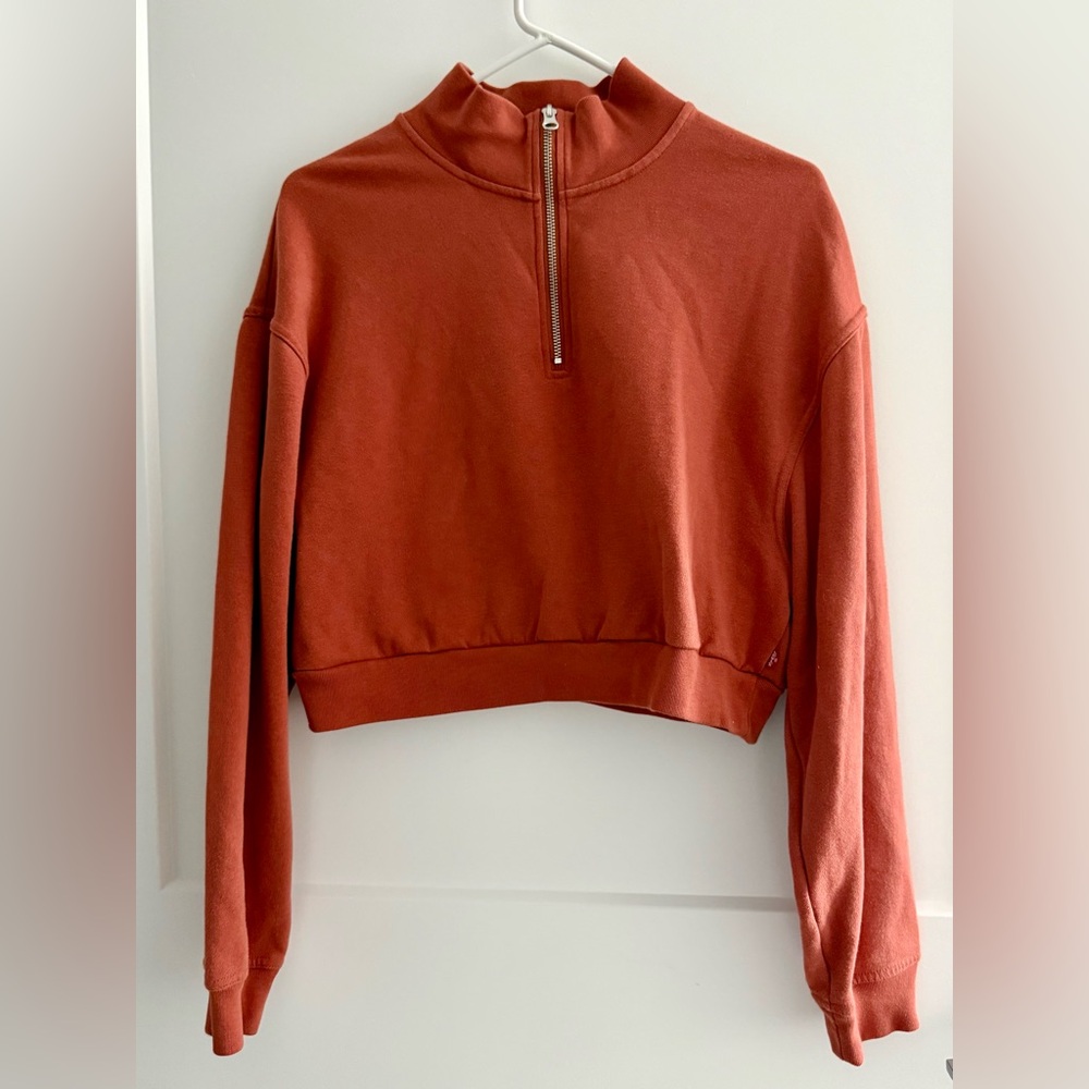 Levi's Terracotta Half-Zip Cropped Hoodie